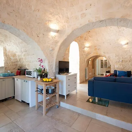 Villa Trullo Bozalice By *
